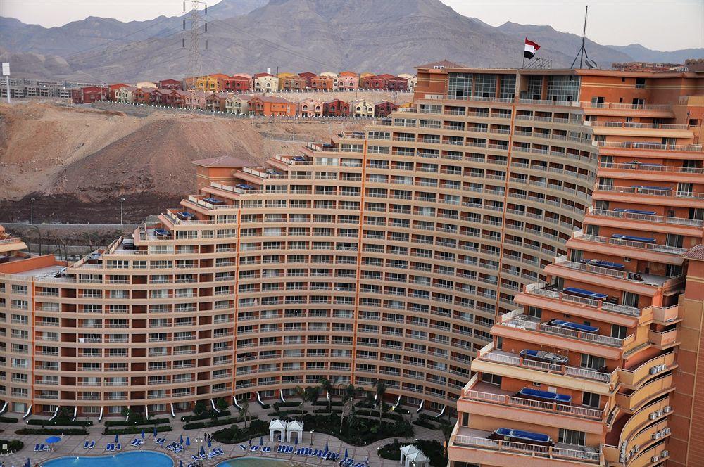 Porto Sokhna Pyramids Apartments Powered By Amer-Group Family Only Айн-Сохна Экстерьер фото