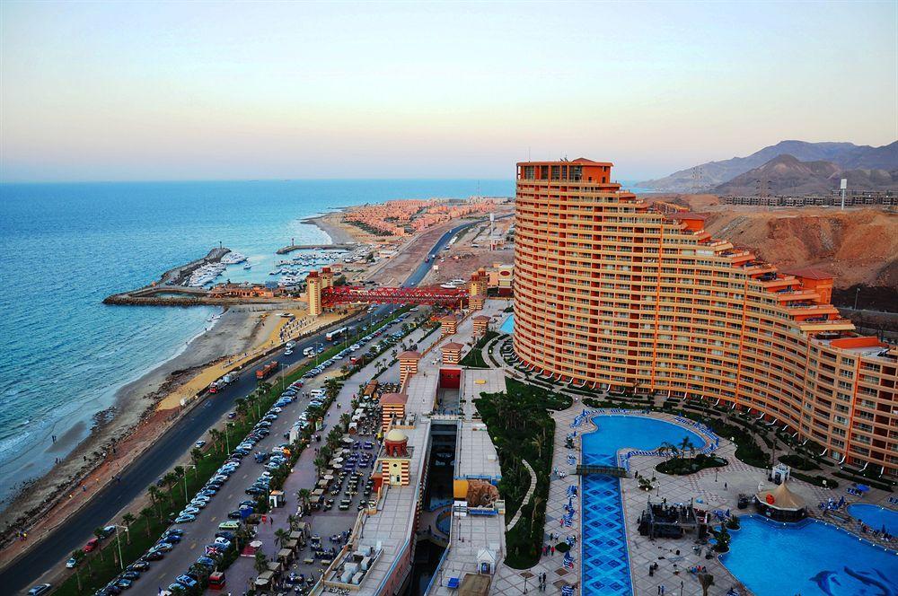 Porto Sokhna Pyramids Apartments Powered By Amer-Group Family Only Айн-Сохна Экстерьер фото